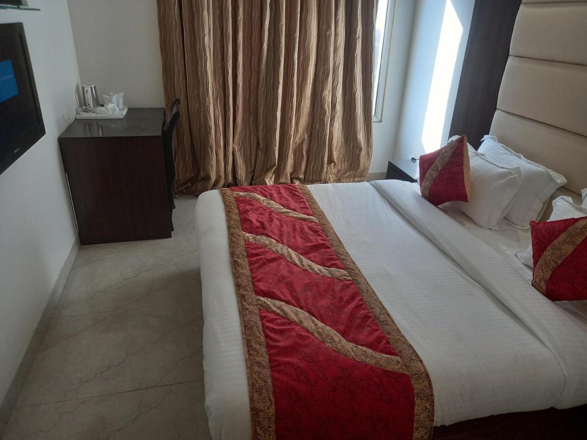 Hotel Benz International Delhi  Extérieur photo