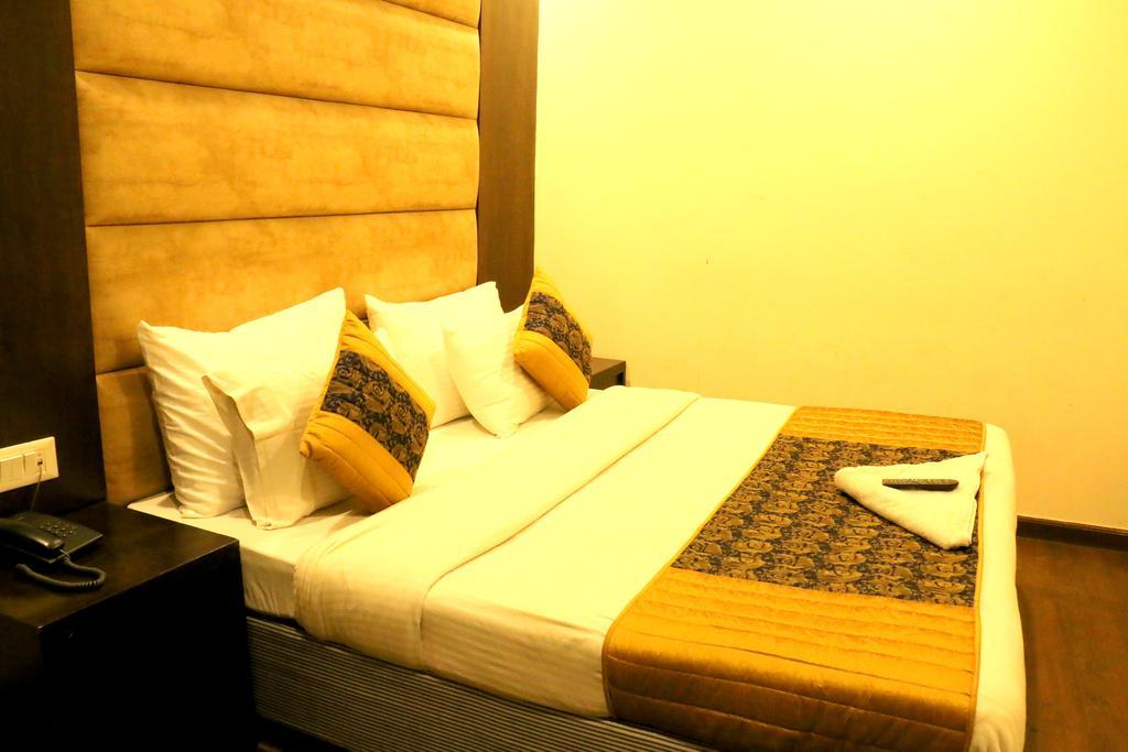 Hotel Benz International Delhi  Extérieur photo
