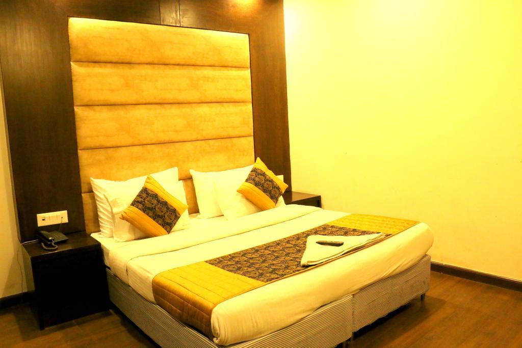 Hotel Benz International Delhi  Extérieur photo