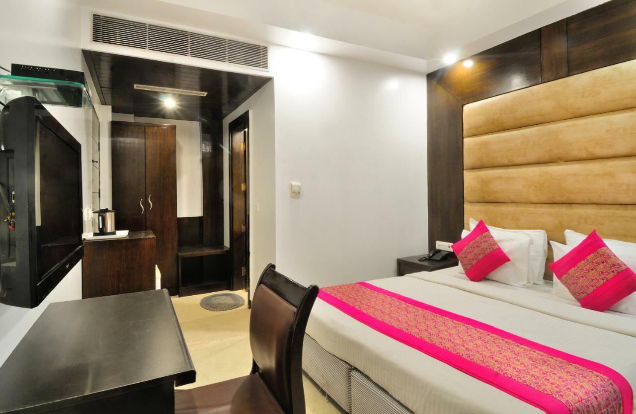 Hotel Benz International Delhi  Extérieur photo