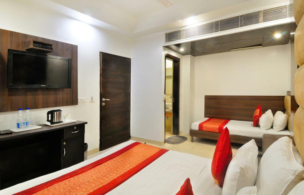 Hotel Benz International Delhi  Extérieur photo