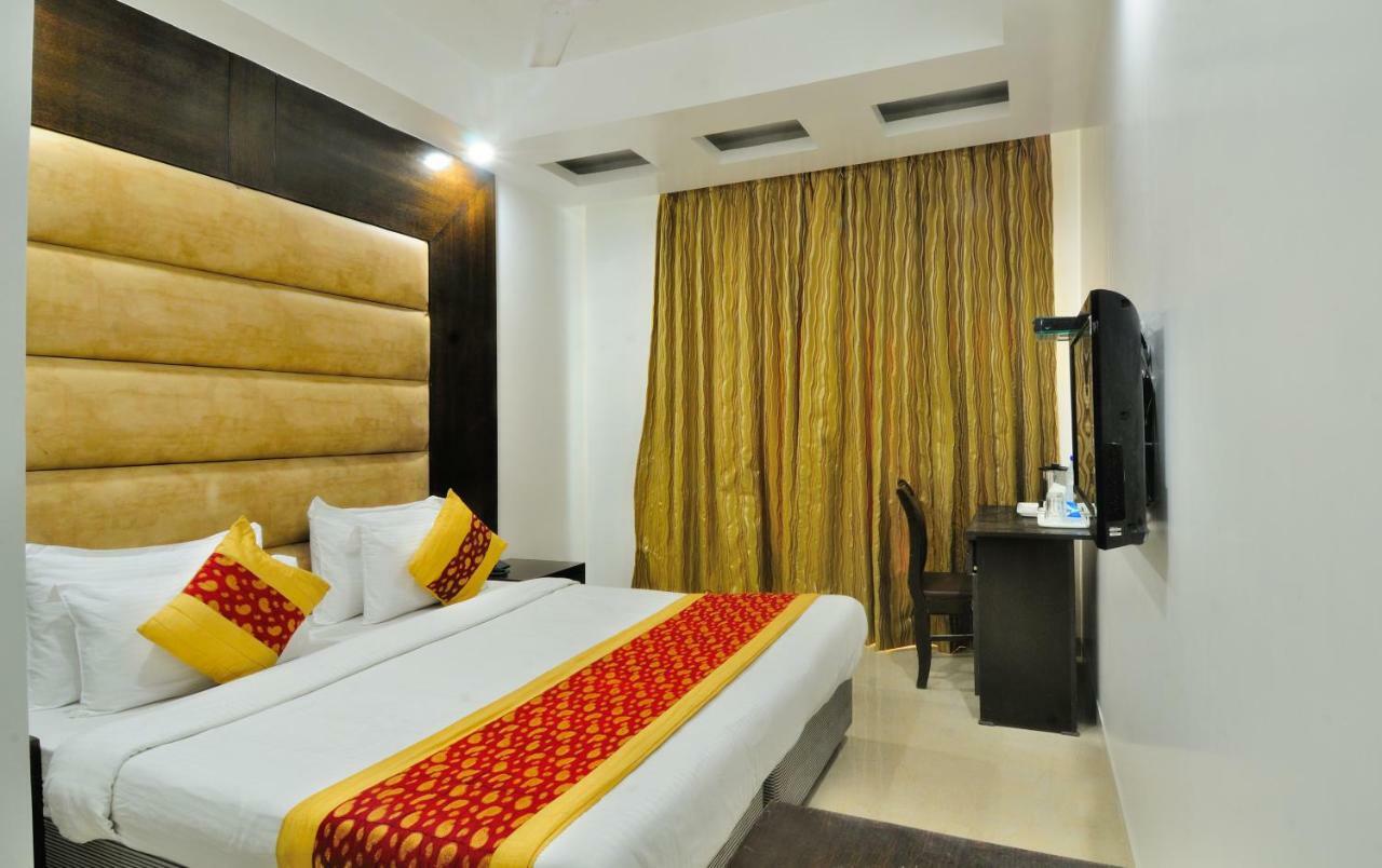 Hotel Benz International Delhi  Extérieur photo